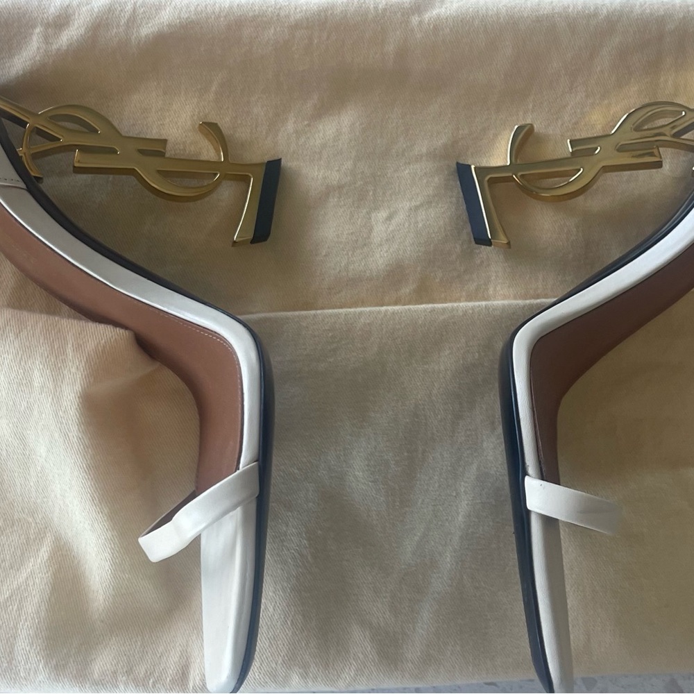 YSL REAL BEIGE AND GOLD HEELS